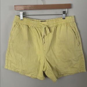 Urban Outfitters BDG High Waist Yellow Shorts Relaxed Fit Sz Medium